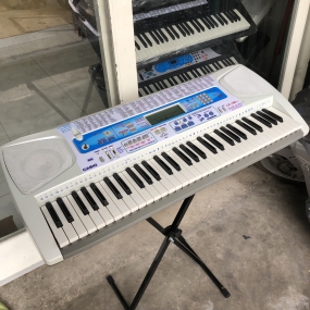 Đàn Organ LK-180