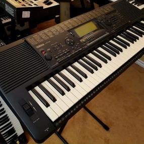 Đàn Organ PSR-520