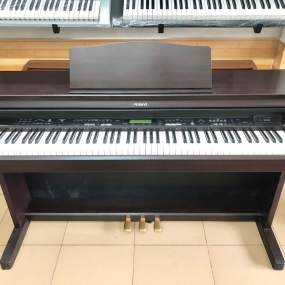 Đàn Piano Roland KR-277