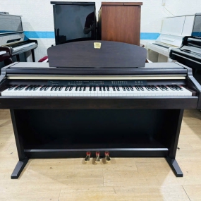 Đàn Piano Yamaha CLP-930 