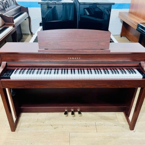 Piano điện Yamaha CLP-545M