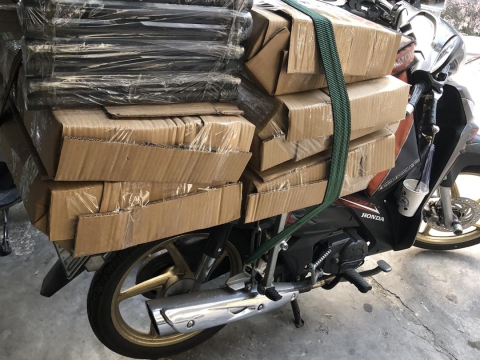 Hàng em đi toàn quốc luôn quý khách ạ