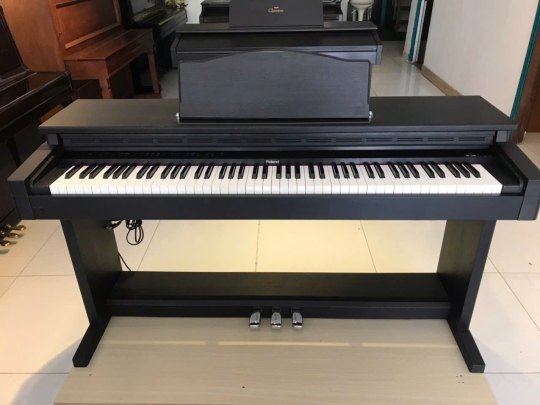 Piano điện roland HP-2700