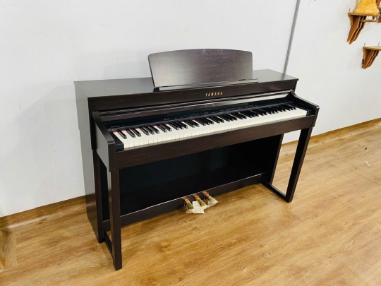 Đàn Piano Điện Yamaha CLP-470R