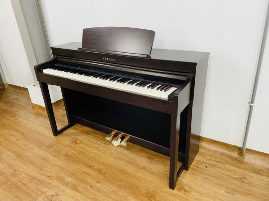 Đàn Piano Điện Yamaha CLP-470R