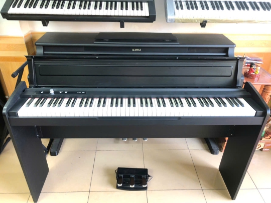 Đàn piano Korg LP-180