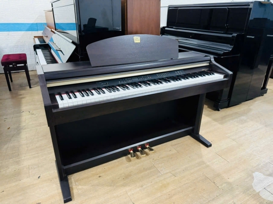 Đàn Piano Yamaha CLP-930 