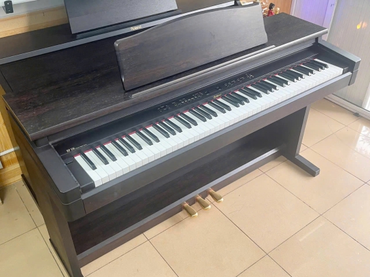 Đàn Piano Roland HP-330