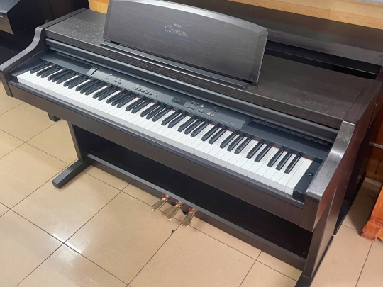 Đàn Piano Yamaha CLP-820