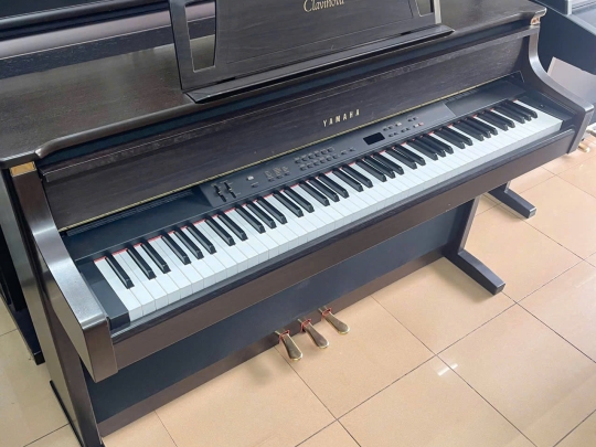 Đàn Piano Yamaha CLP-880