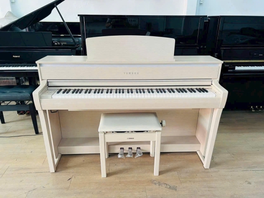 Piano điện Yamaha CLP-675WA