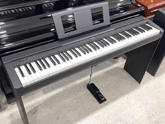 Piano Yamaha P-45