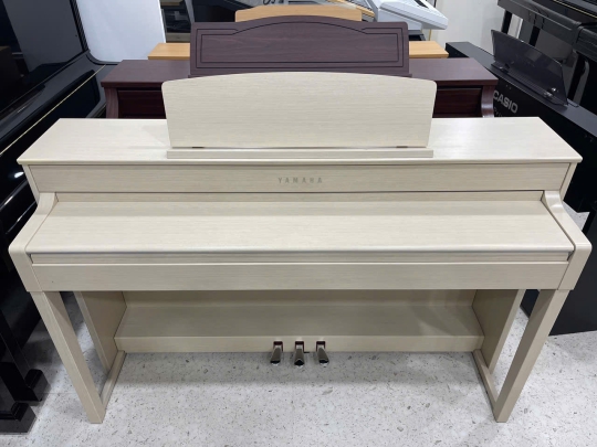 Piano Yamaha CLP-545WA