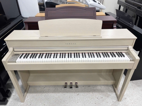 Piano Yamaha CLP-545WA