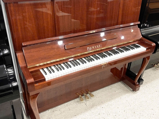 Piano Yamaha W106