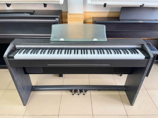 Piano Casio PX-720