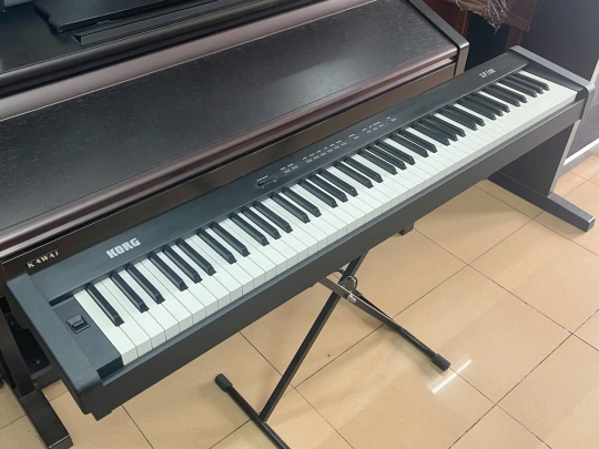Piano KORG SP-100