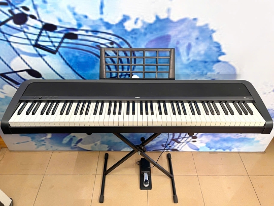 Piano Korg B1