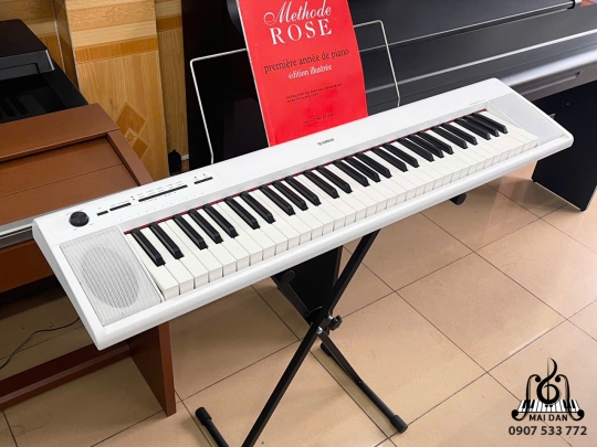 Đàn Piano Yamaha NP-12 