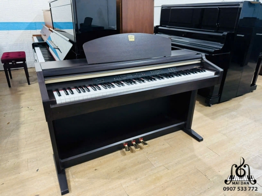 Đàn Piano Yamaha CLP-930 