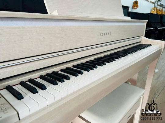 Piano điện Yamaha CLP-675WA