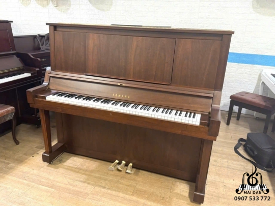 Piano cơ Yamaha W102
