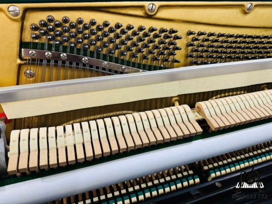 Piano cơ Kawai BL-71