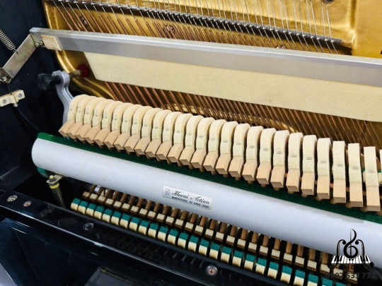 Piano cơ Kawai BL-71