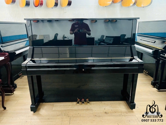 Piano cơ Yamaha UX