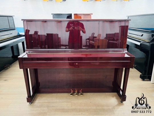 Piano cơ Yamaha W108B