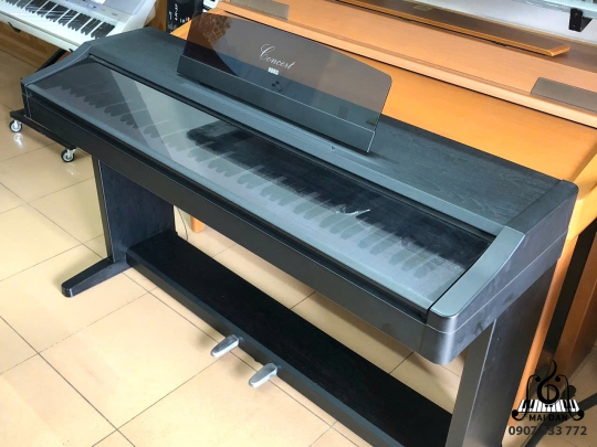 Piano Korg C-16