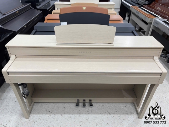 Piano Yamaha CVP-635WA